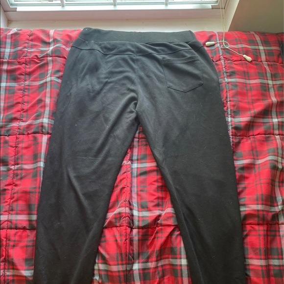Black joggers - Picture 2 of 3
